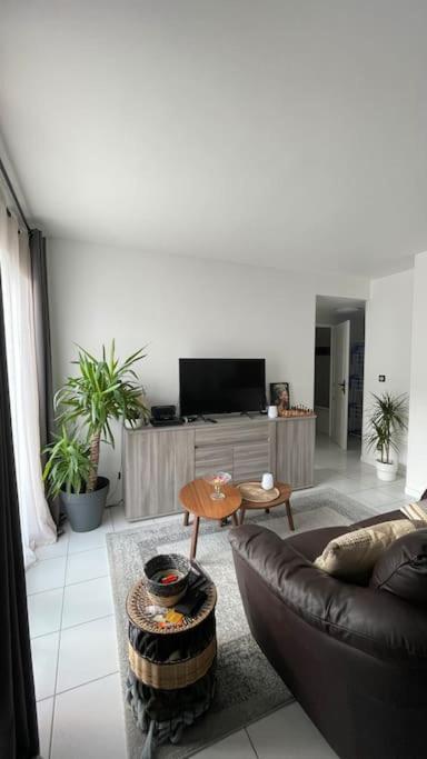 Appartement De Luca Saint-André-de-Cubzac Exteriér fotografie